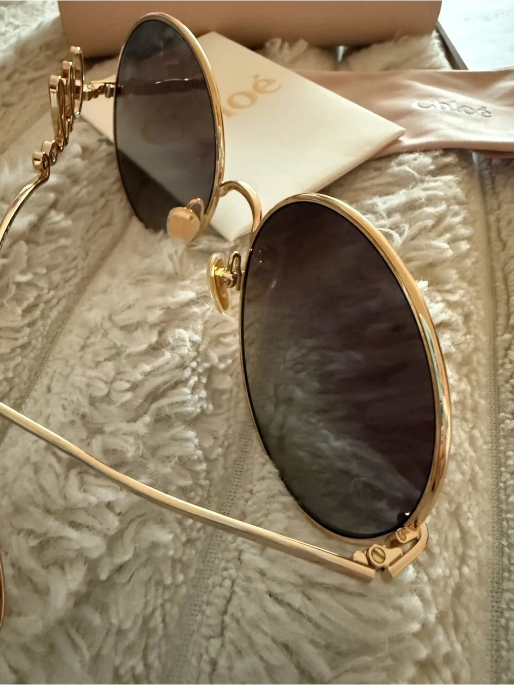 Chloe promote glam